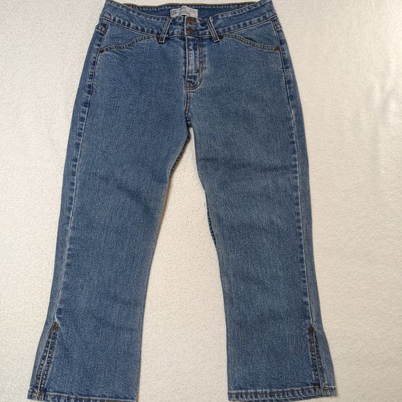 Levi Strauss Signature Stretch Capris 